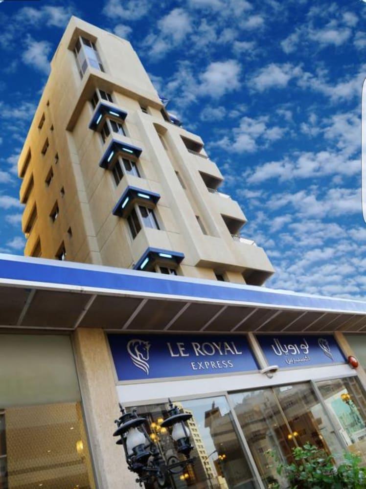 Hotel The Royal Express Sharq à Koweït Extérieur photo